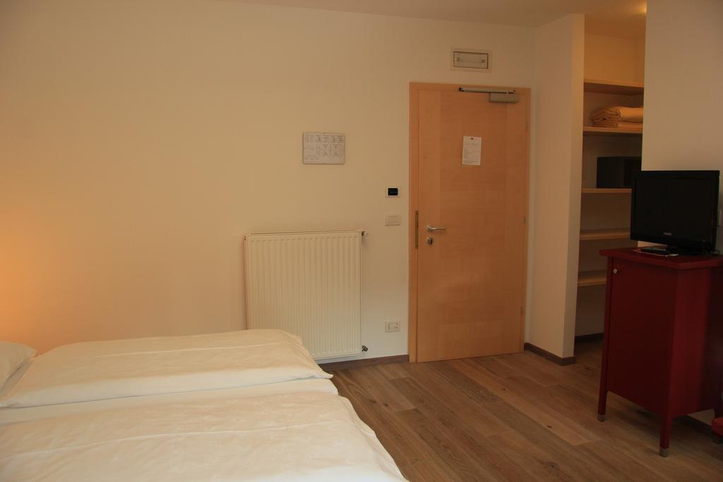 Hotel Hanny Болзано Екстериор снимка