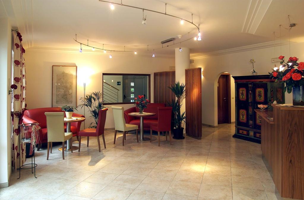 Hotel Hanny Болзано Екстериор снимка