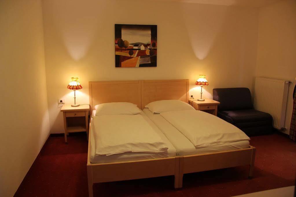 Hotel Hanny Болзано Екстериор снимка
